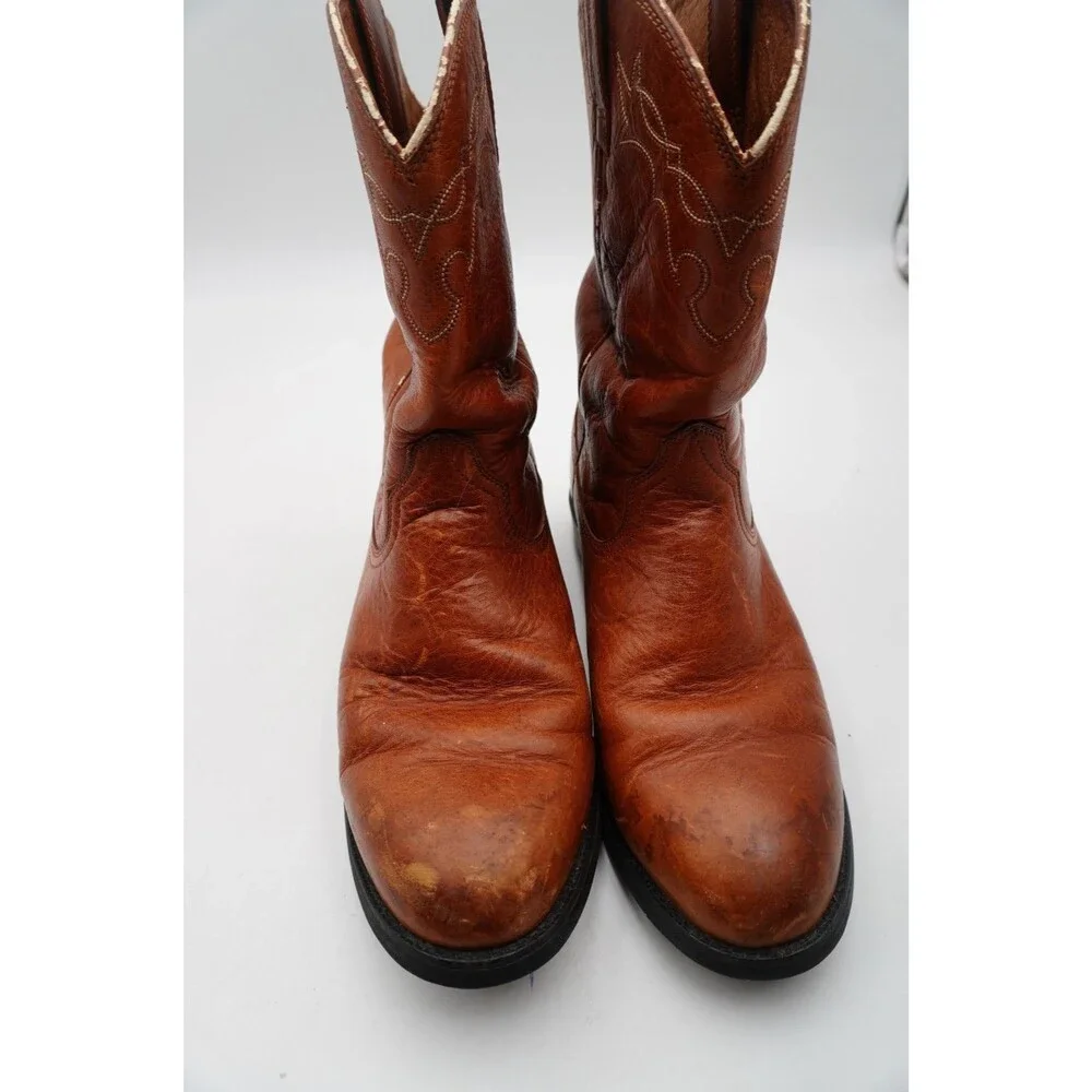Ariat his classic